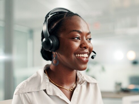 Women speaking a call
